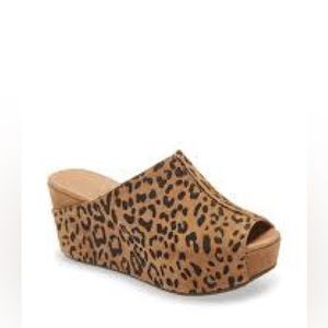 Chocolat Blu Wynn Cheetah Leopard Slide SZ 9